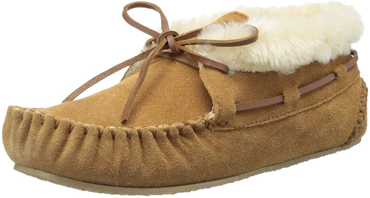 Minnetonka Women's Chrissy Bootie Slipper